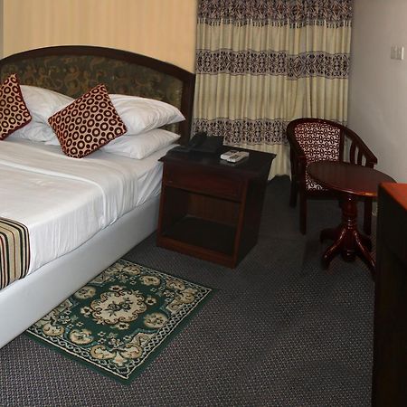 Hotel Uttara Ντάκα Εξωτερικό φωτογραφία
